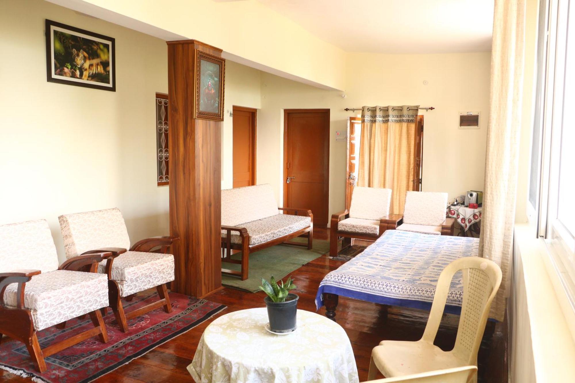 The Deodar Inn Pauri 外观 照片
