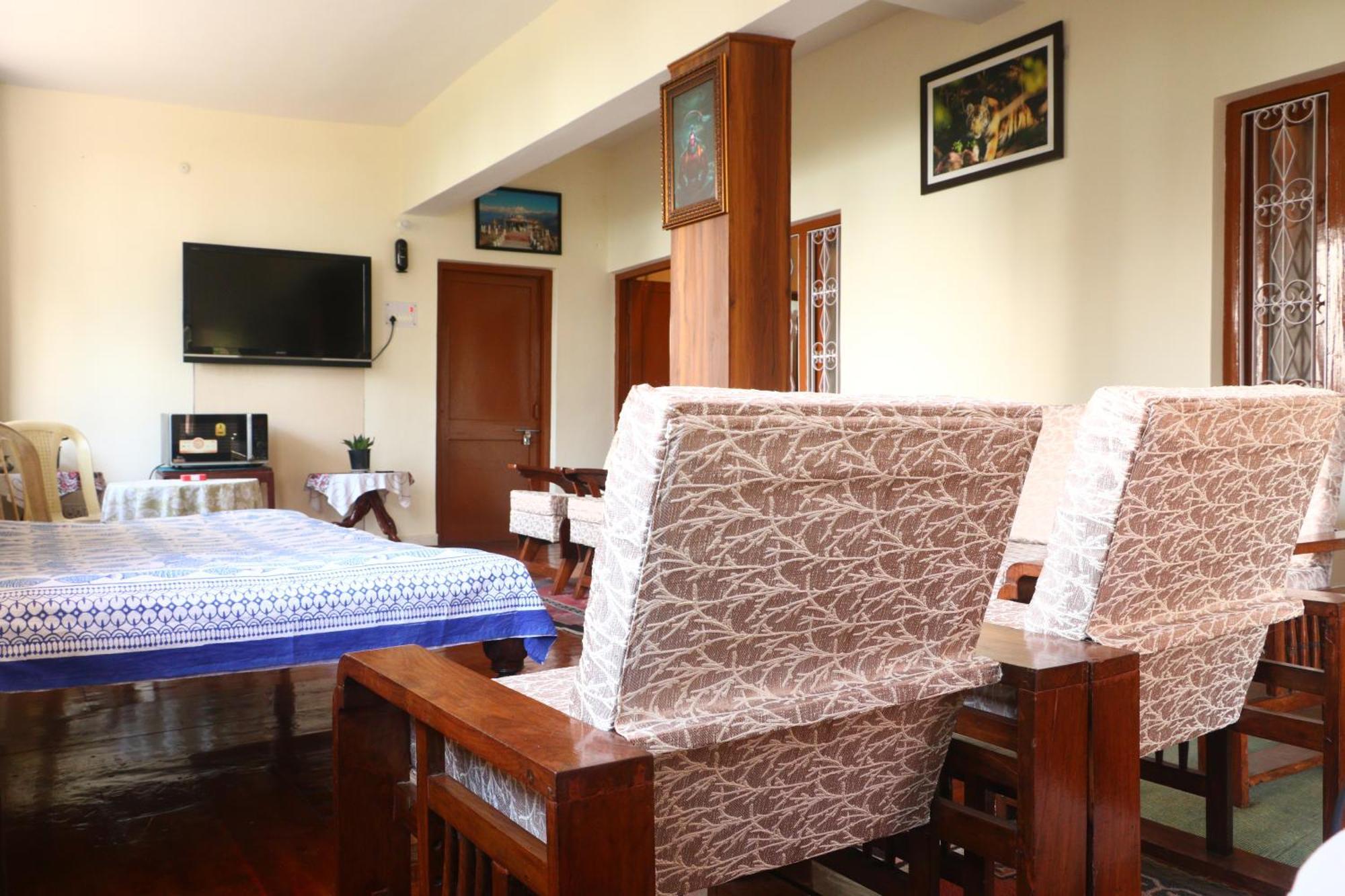 The Deodar Inn Pauri 外观 照片